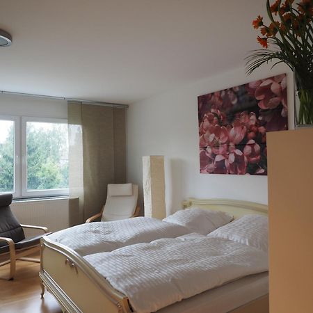 B8 - Just A Private Accommodation ดุสเซลดอร์ฟ ภายนอก รูปภาพ