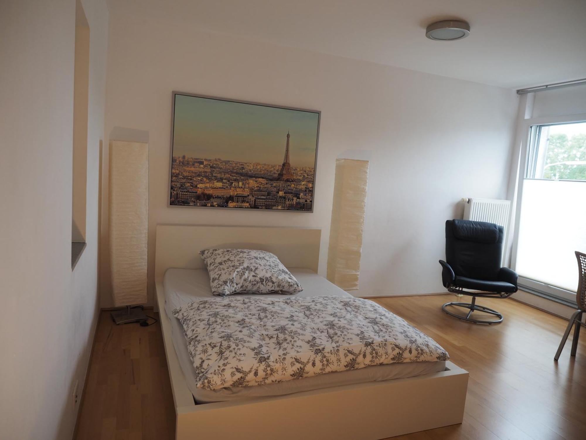 B8 - Just A Private Accommodation ดุสเซลดอร์ฟ ภายนอก รูปภาพ